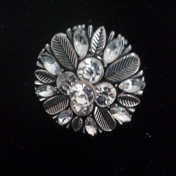 Ring - Picture 5 of 5